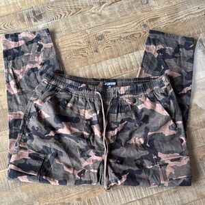 Elwood men's linen blend Camo Cargo Pants
